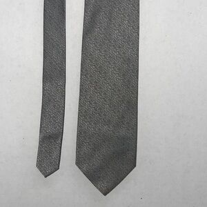 NICOLE ST. GILLES Paris Mens 3.75" tie grey silver 100% silk